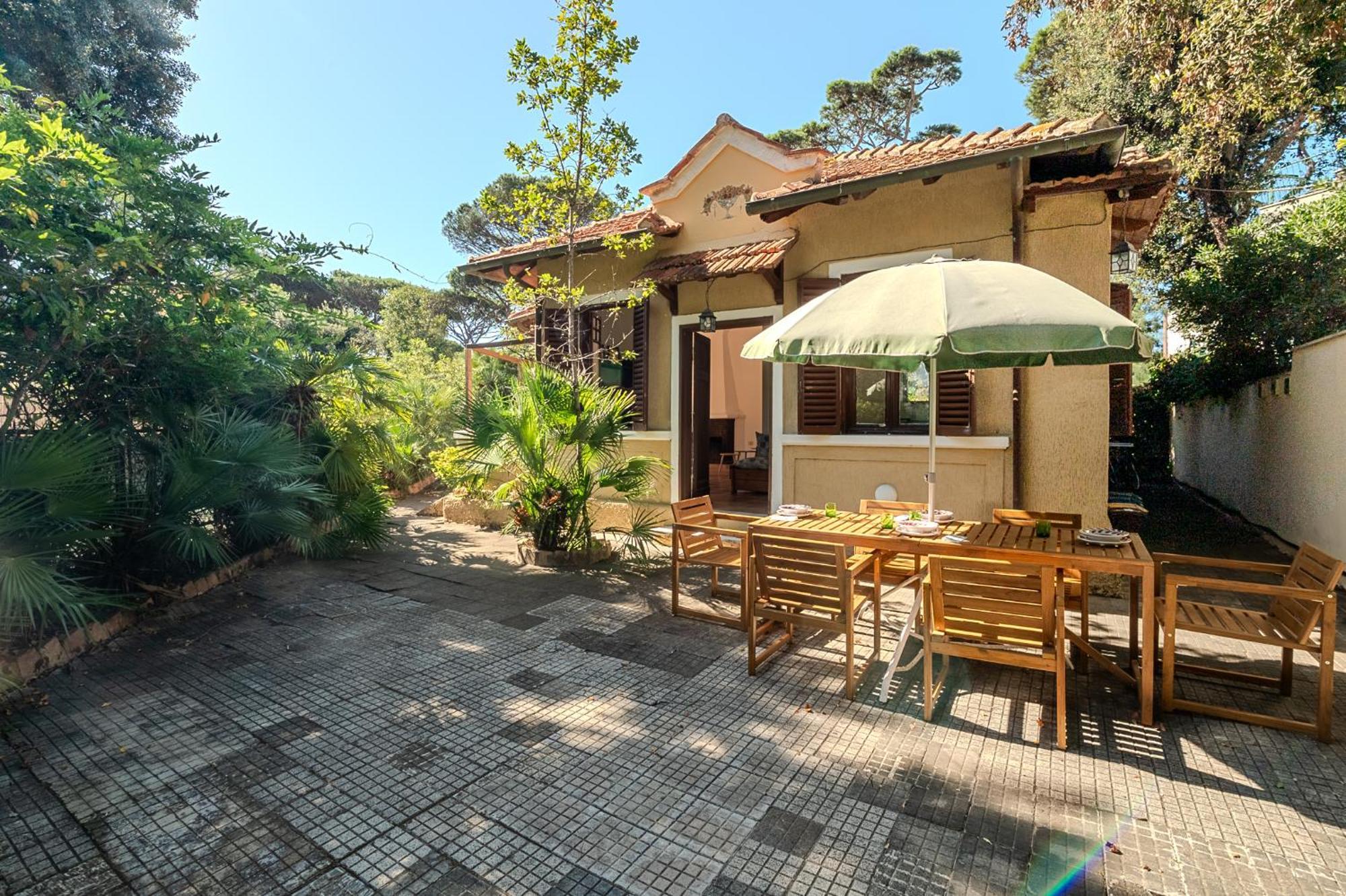 Exclusive Charming Villa - Free Parking 400 Mq Garden - Rome Airport - Roseto Villa Dream Fregenae Eksteriør billede
